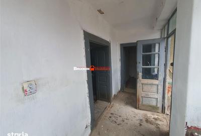 Casă cu 3 camere cu Teren 9504 Mp în Chișlaz - 14