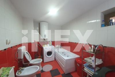 Casă cu 6 camere cu Teren 1260 Mp în Central - 3