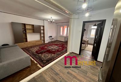 Apartament 3 camere ,zona Biserica cu Ceas,etaj 2 - 8
