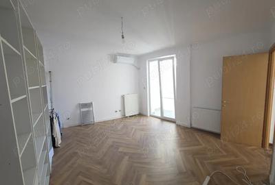 Casa tunari 4 camere str paris - 2