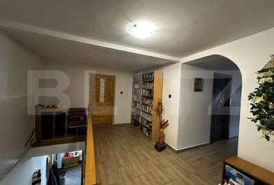 Casă cu 7 camere cu Teren 6000 Mp în Debarcader - 4