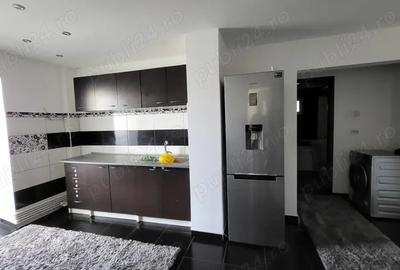 Inchiriez 2 Camere DECOMANDAT etaj intermediar CENTRALA PROPRIE Obcini, Suceava - 2