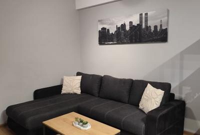 Apartament cu 2 camere decomandat în Păcii