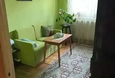 Apartament cu 4 camere de vanzare Targu Secuiesc Str. Petofi Sandor - 2