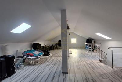 Duplex cu 5 camere cu Canalizare în Central - 27