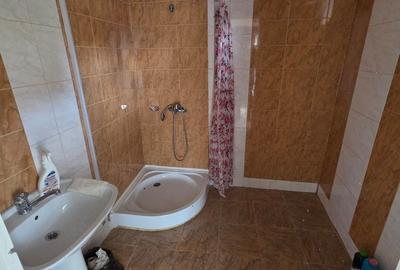 Casă cu 3 camere cu Teren 176 Mp în Central - 6