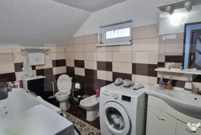 Casă cu 5 camere cu Teren 336 Mp în Central - 10
