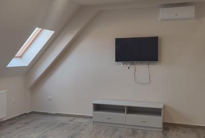 Apartament cu 2 camere decomandat în Micro 16 - 4