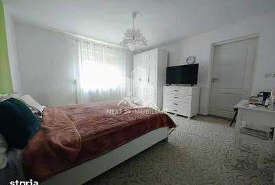 Casă cu 9 camere cu Teren 499 Mp în Limanu - 4