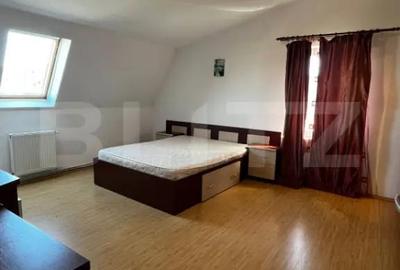 Apartament cu 3 camere semidecomandat în Central - 3