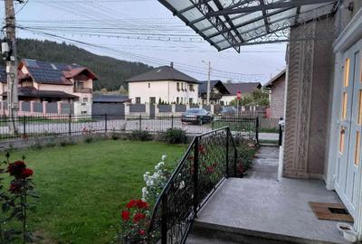 Casă cu 8 camere în Central - 4