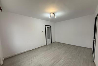 Apartament 2 camere etaj 1- zona Cinema Patria - 9