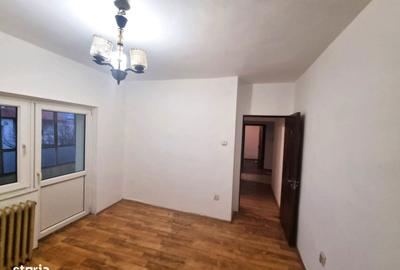Apartament cu 3 camere decomandat în Central - 3