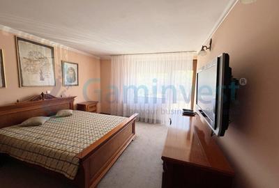 Casă individuală cu 8 camere cu Canalizare în Episcopia Bihorului - 25