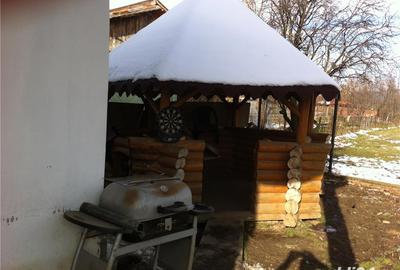 Casă cu 5 camere cu Teren 400 Mp în Teișani - 2