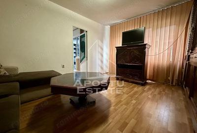 Apartament cu 3 camere, etajul 2, zona Sagului - 2