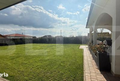 Casă cu 5 camere cu Teren 798 Mp în Peciu Nou - 8