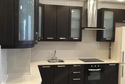 Garsonieră decomandată în Baba Novac