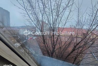 Apartament cu 3 camere semidecomandat în Central - 5