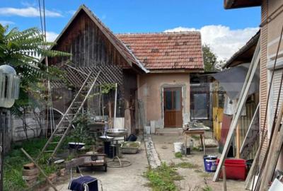 Casa de vanzare, 105.50 mp, teren 483 mp, zona Centru - 1