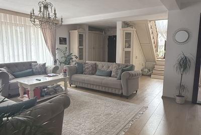 Casă cu 5 camere cu Teren 433 Mp în Central - 9