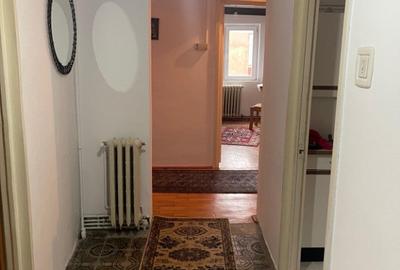 Apartament cu 5 camere decomandat în Miorița - 11