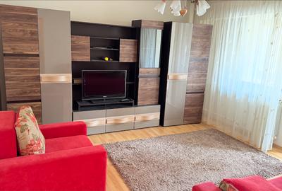 Apartament cu 3 camere decomandat în Tineretului - 1