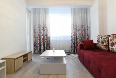 Garsonieră decomandată în Titan