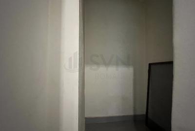 Apartament cu 3 camere decomandat în Micro 11 - 16