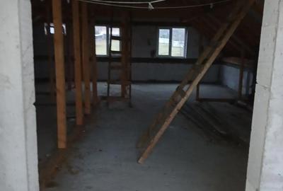 Casă cu 3 camere cu Teren 1200 Mp în Vad - 8