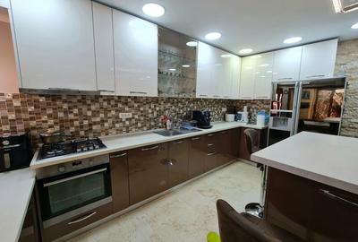 Casă individuală cu 6 camere cu Piscina în Domnești - 10