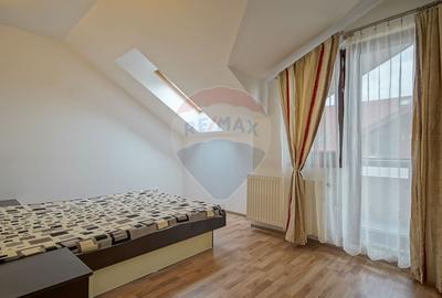 Apartament cu 3 camere de inchiriat in zona Tractorul - 4