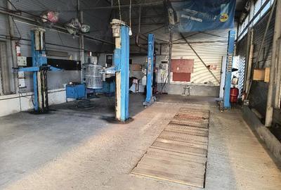 Spațiu comercial, de 250 mp, în Central - 1