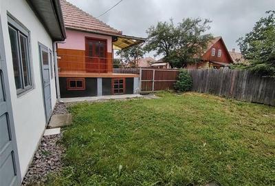 Duplex cu 2 camere cu Canalizare în Central - 5