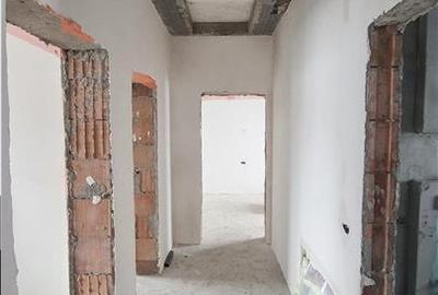 Casă individuală cu 4 camere cu Canalizare în Breazu - 12