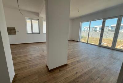 Casă individuală cu 5 camere cu Canalizare în Tunari - 5