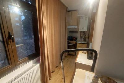 Apartament 2 camere, semidecomandat, in cartierul Rovine ,zona Petre Ispirescu - 6