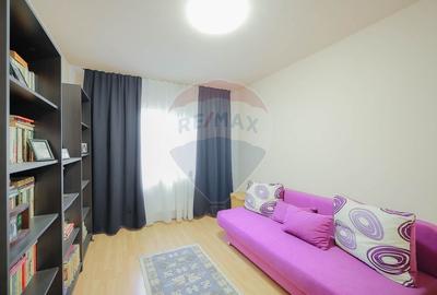 Apartament cu 3 camere decomandat, mobilat în Dragoș Vodă