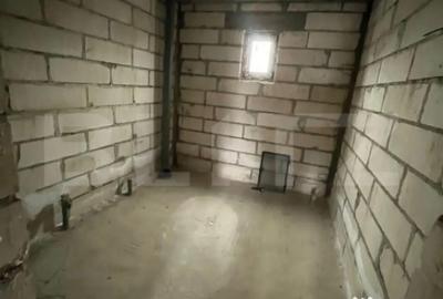 Casă cu 6 camere cu Teren 500 Mp în Central - 2