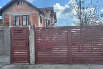 Casă cu 4 camere în Bărcănești - 3