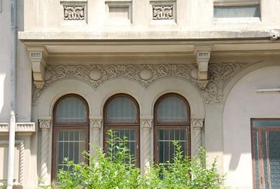 Casă cu 15 camere cu Canalizare în Rosetti - 4