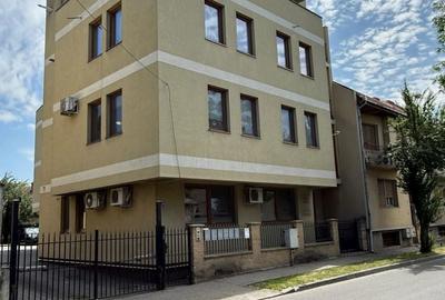 Apartament cu 3 camere decomandat în Central - 5