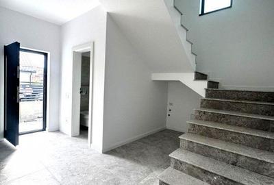 Casă cu 4 camere în Central - 4