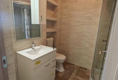 Apartament cu 3 camere semidecomandat în Florești - 2
