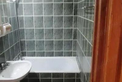 Vand!!! Ap 2 cam etaj 1 Vlaicu strada Fluturilor - 4