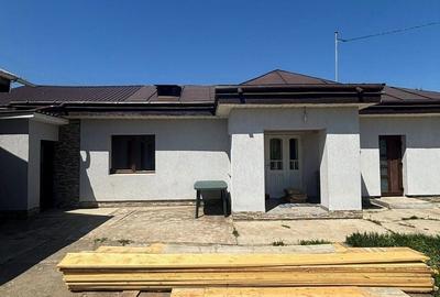 Casă cu 4 camere cu Teren 1070 Mp în Central - 8