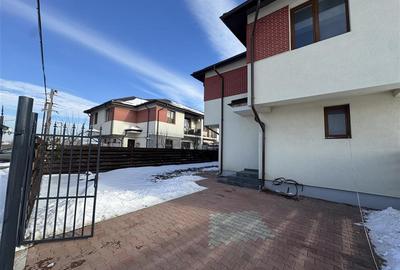 Casă cu 4 camere cu Teren 104 Mp în Central - 8