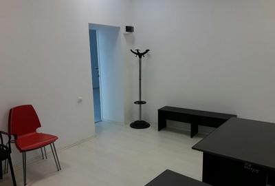 Birou 49 mp pozitionat ultracentral - 3