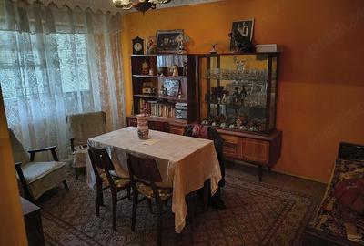 Apartament cu 2 camere decomandat în Central - 2