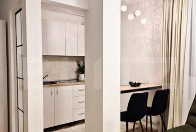 Garsonieră, mobilată în Aleea Carpați